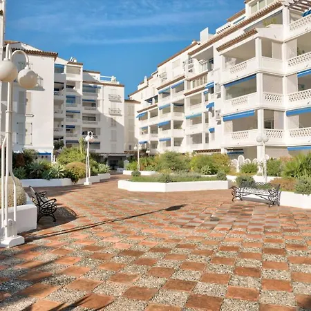 Playas Del Duque, Puerto Banus, Golf .playa Y Compras * 马尔韦利亚